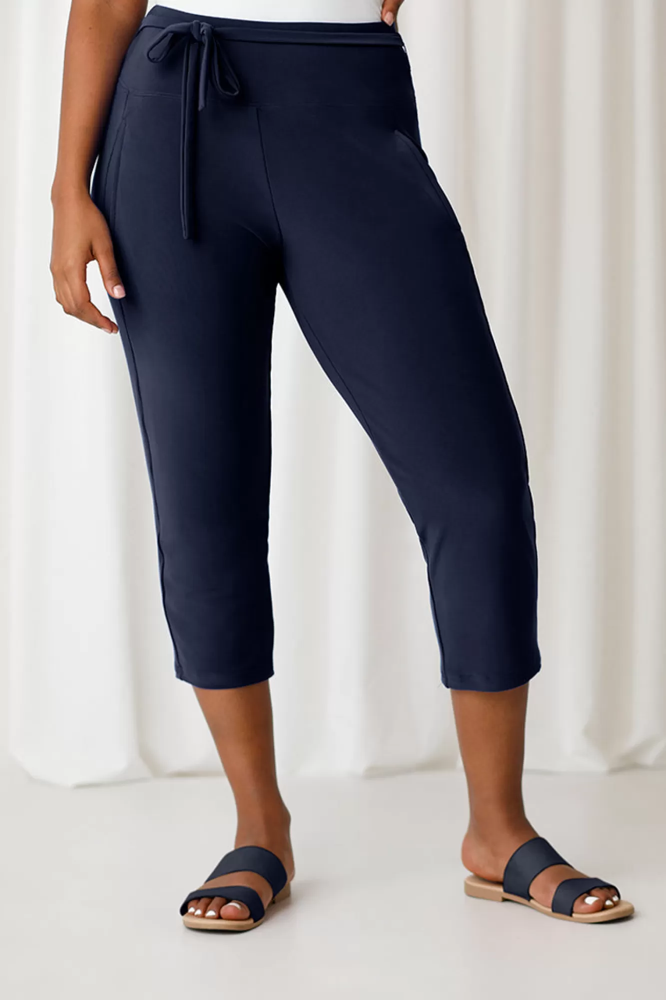 Fashion Sympli Belted Capri