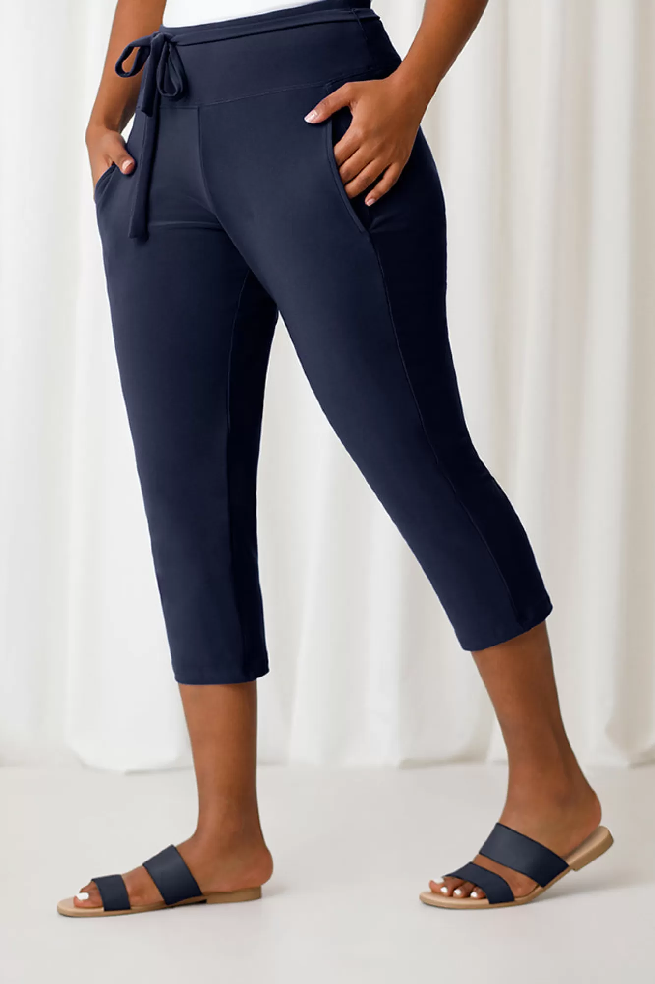 Fashion Sympli Belted Capri