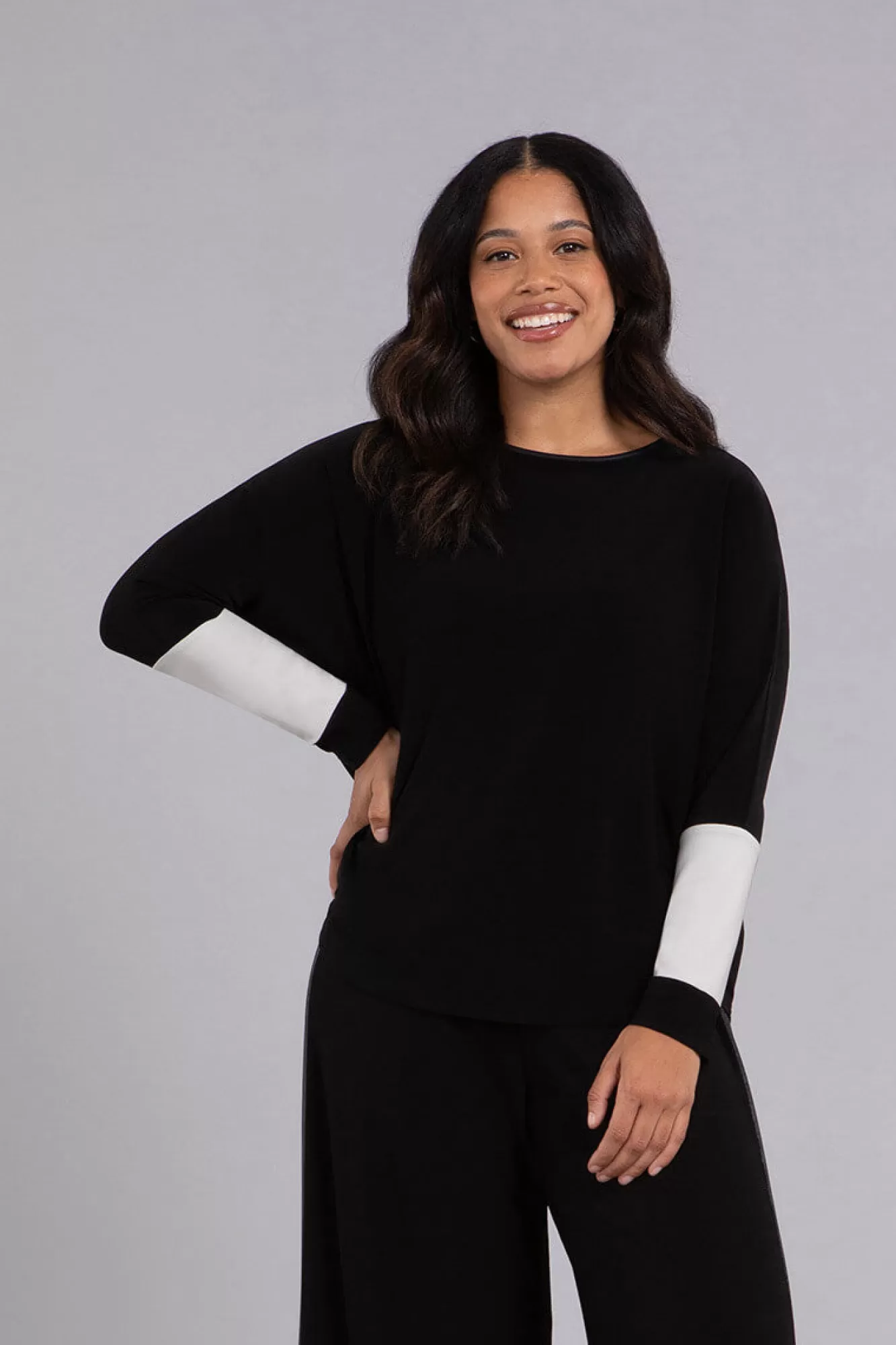 Flash Sale Sympli Colour Block Sleeve Nu Cinch Top