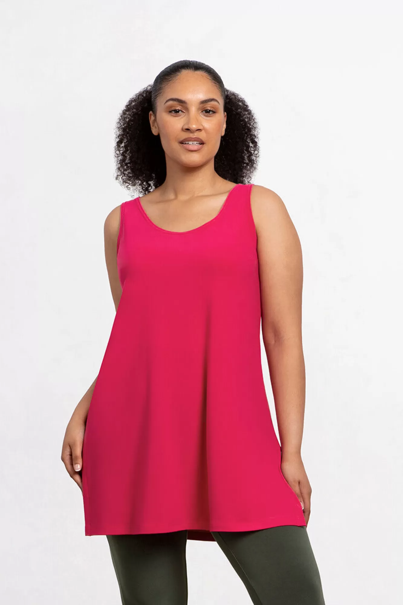 Store Sympli Go To Tank Tunic