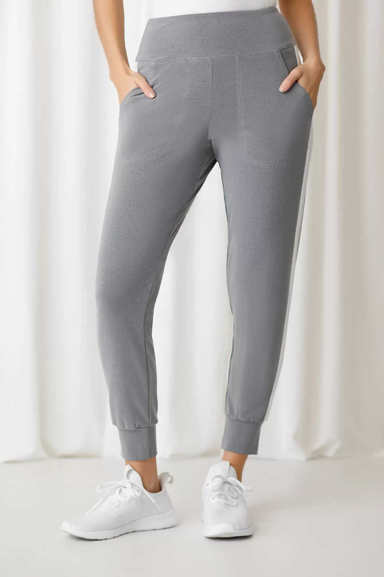 Flash Sale Sympli Motion Jogger