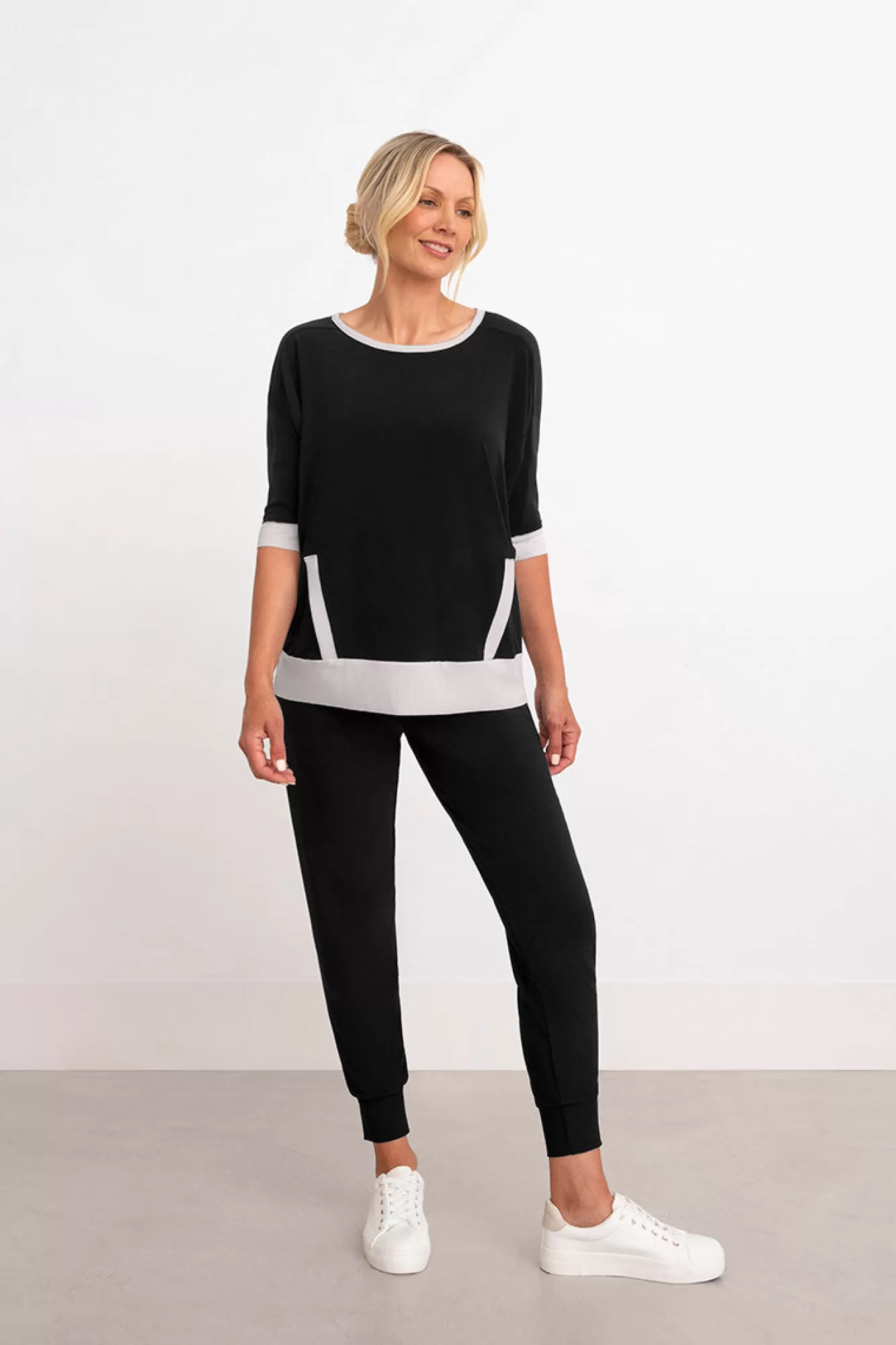 Sale Sympli Motion Kangaroo Pocket Top