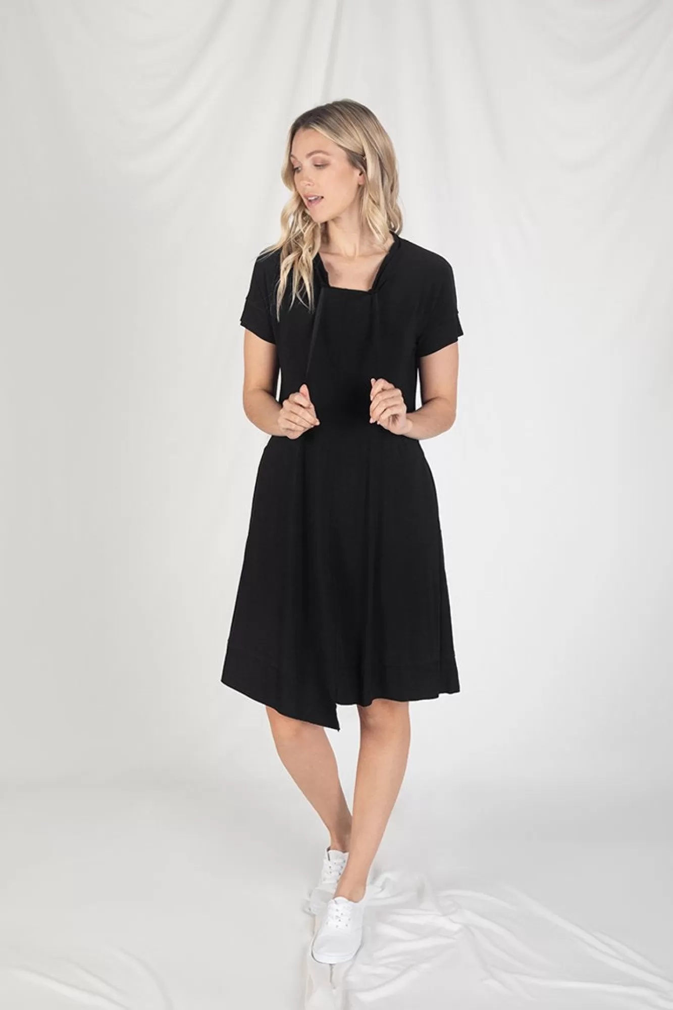 Store Sympli Motion Trim Dress