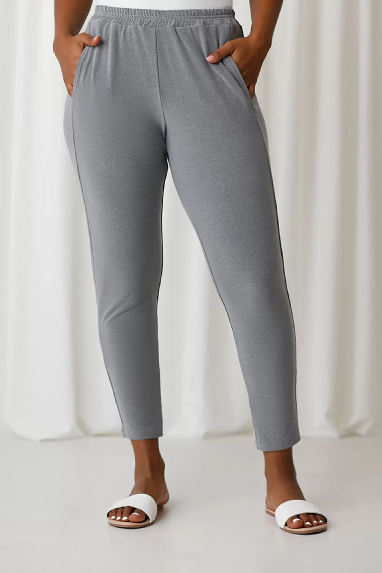 Hot Sympli Narrow Pocket Pant