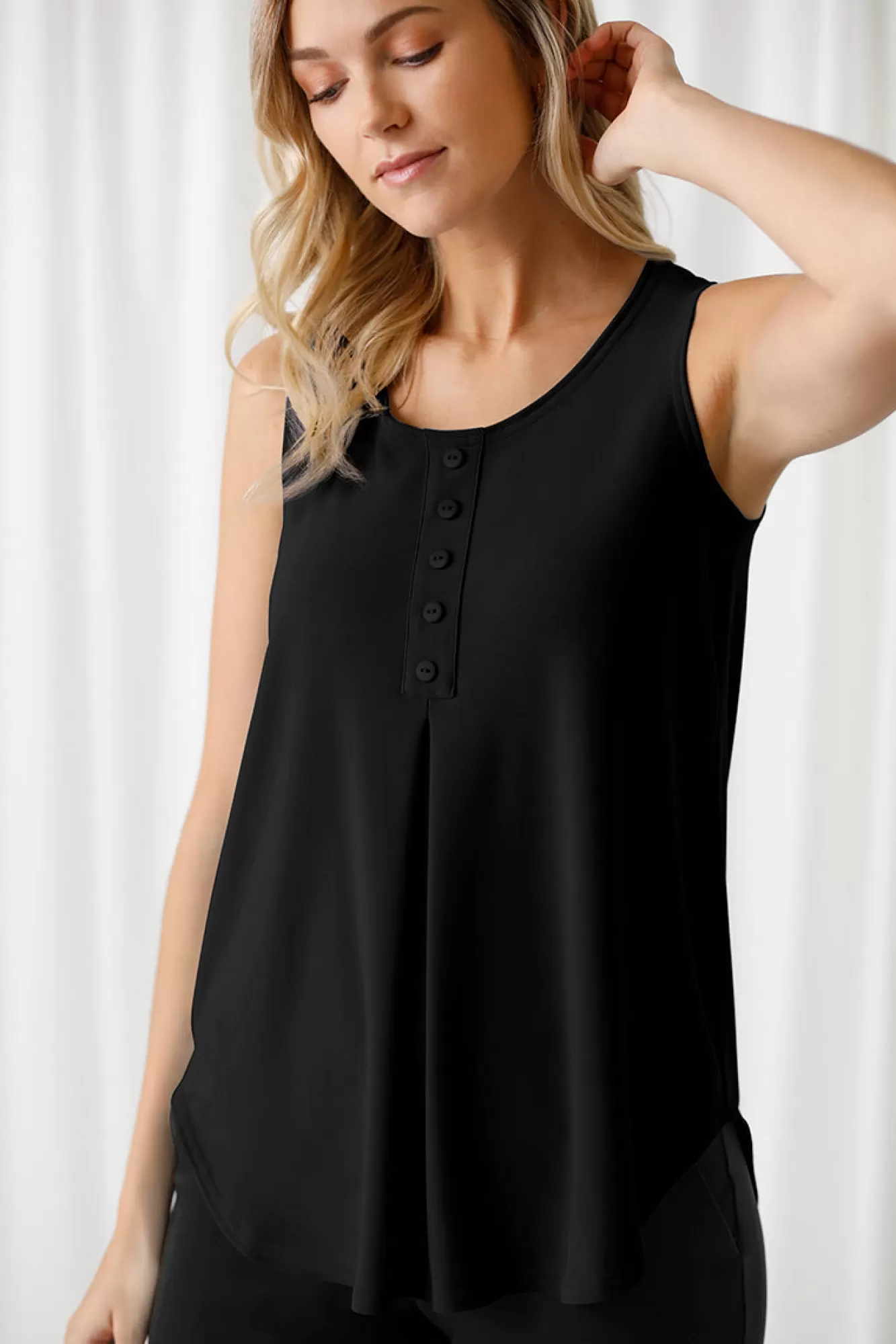 Hot Sympli Sleeveless Diva Henley