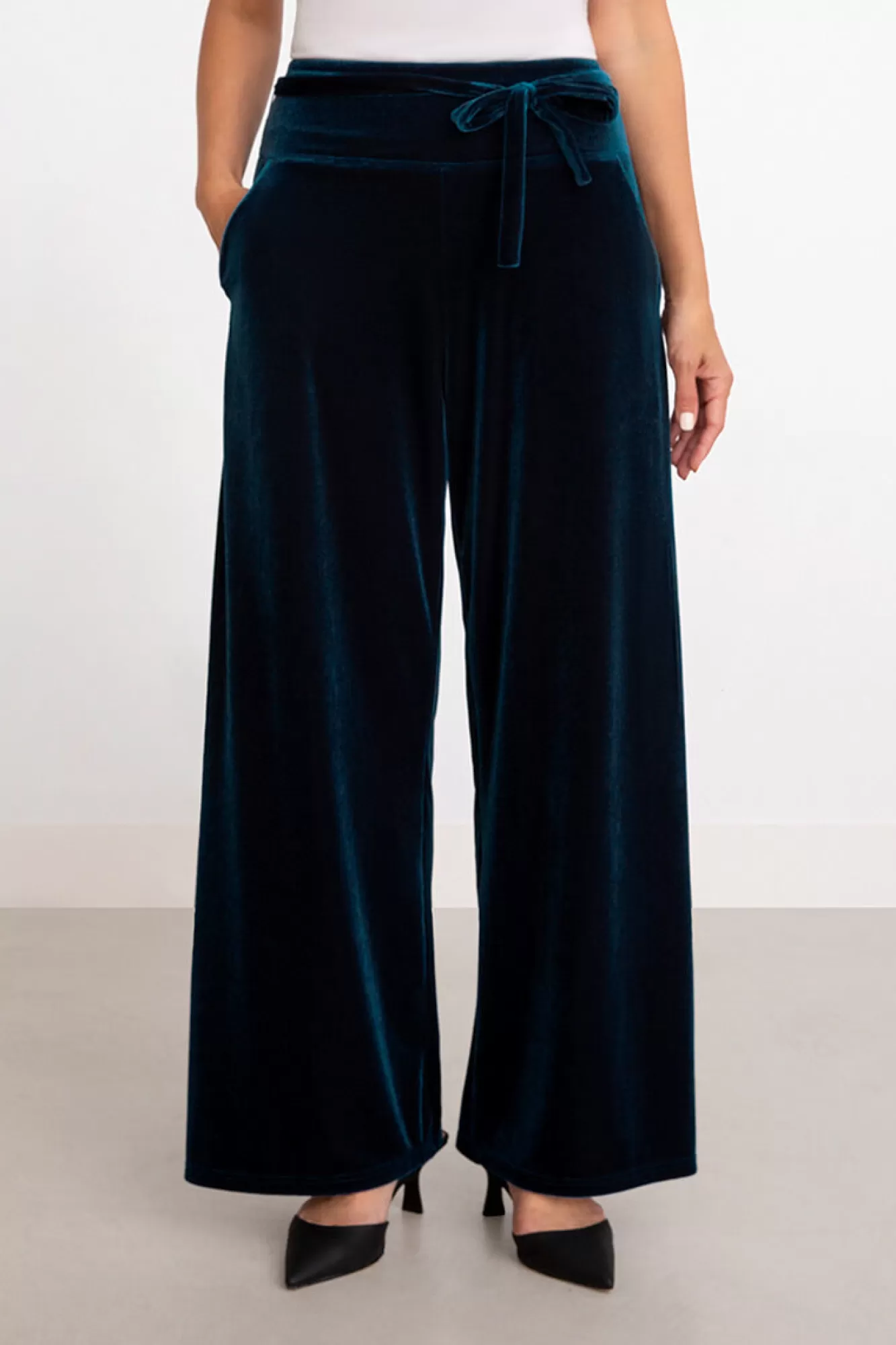 Fashion Sympli Velvet Wide Leg Trouser