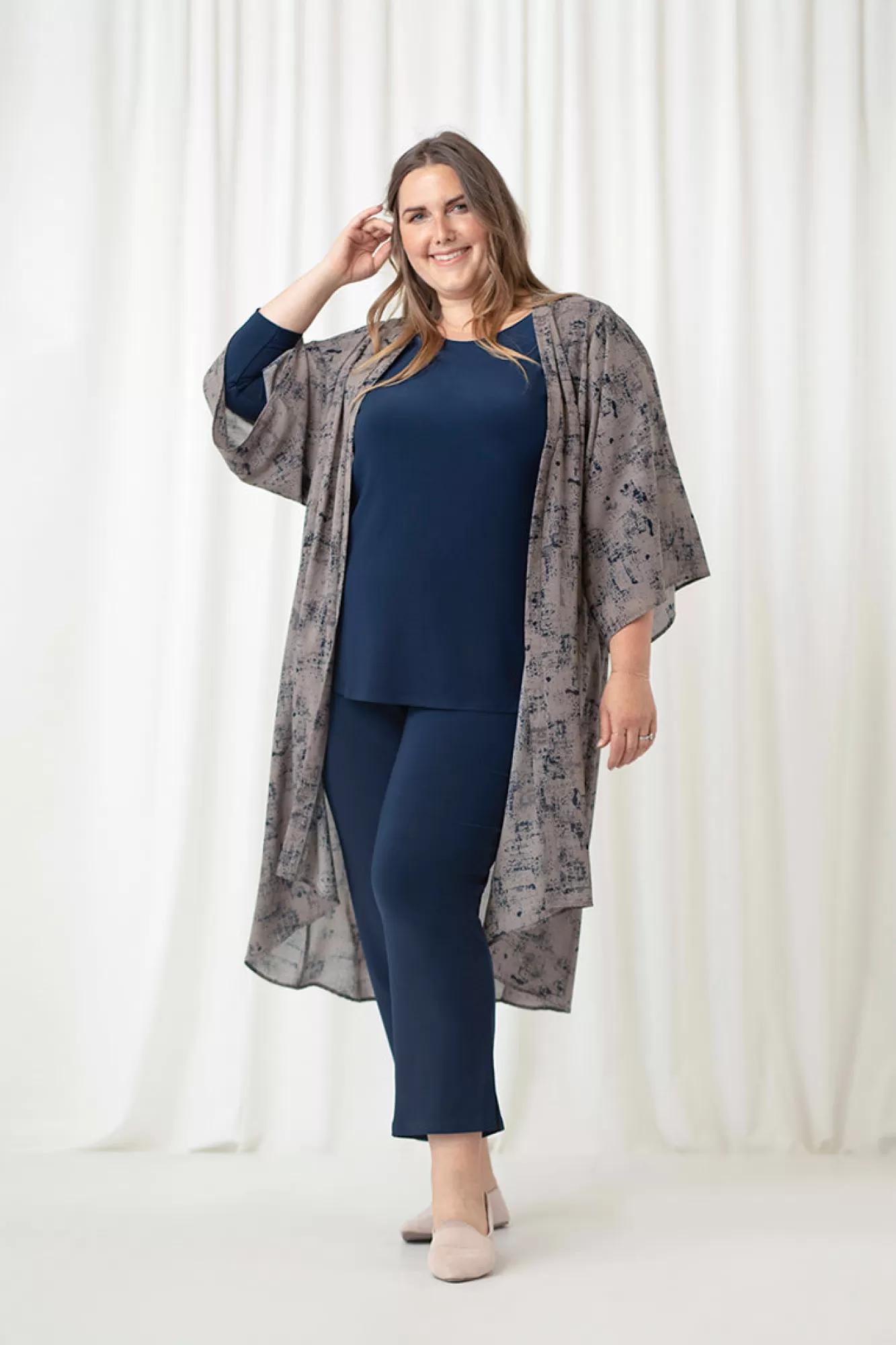 Store Sympli Whisper Kabuki Sleeve Cardigan Plus