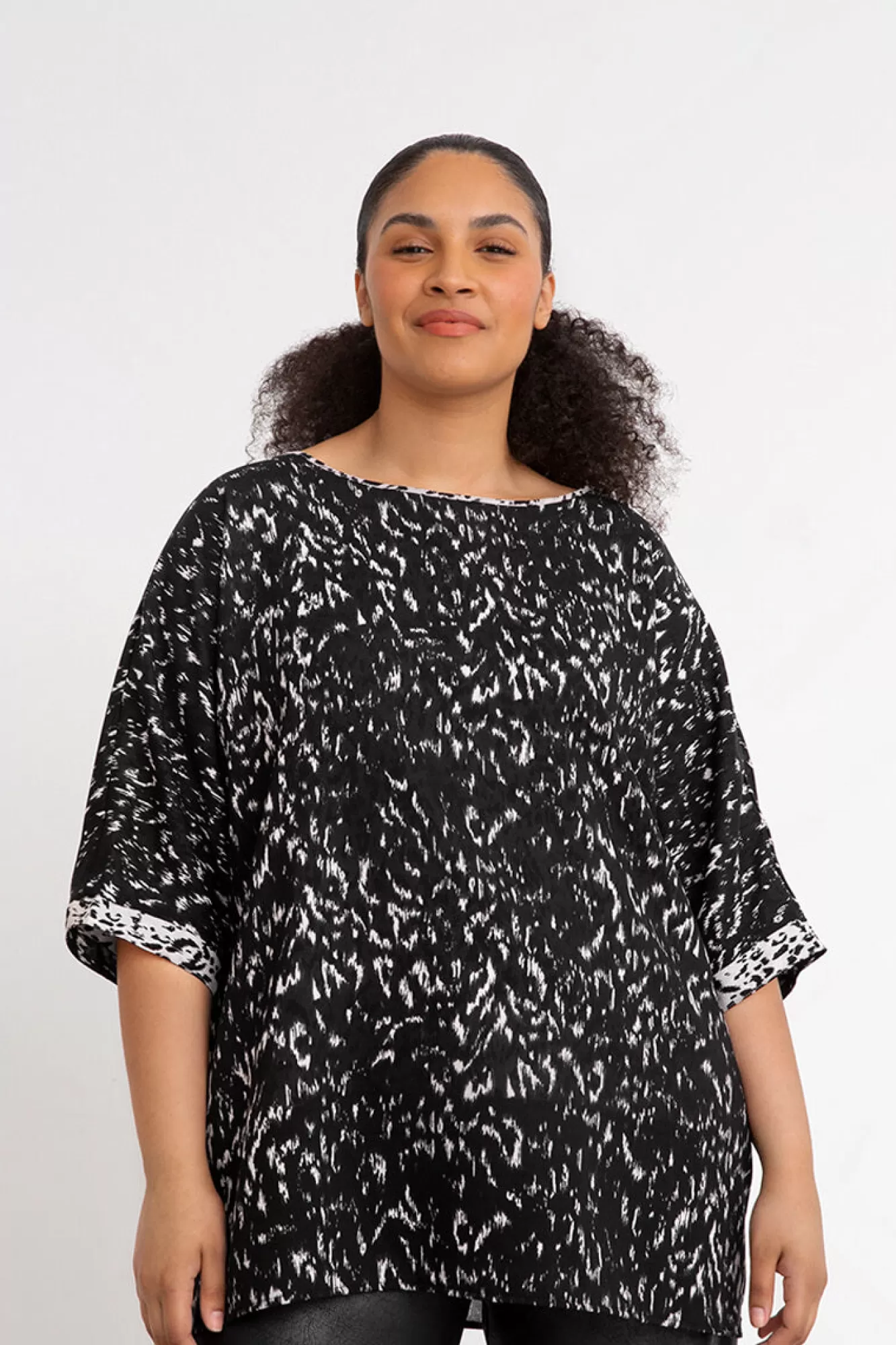 Hot Sympli Whisper Reversible Top