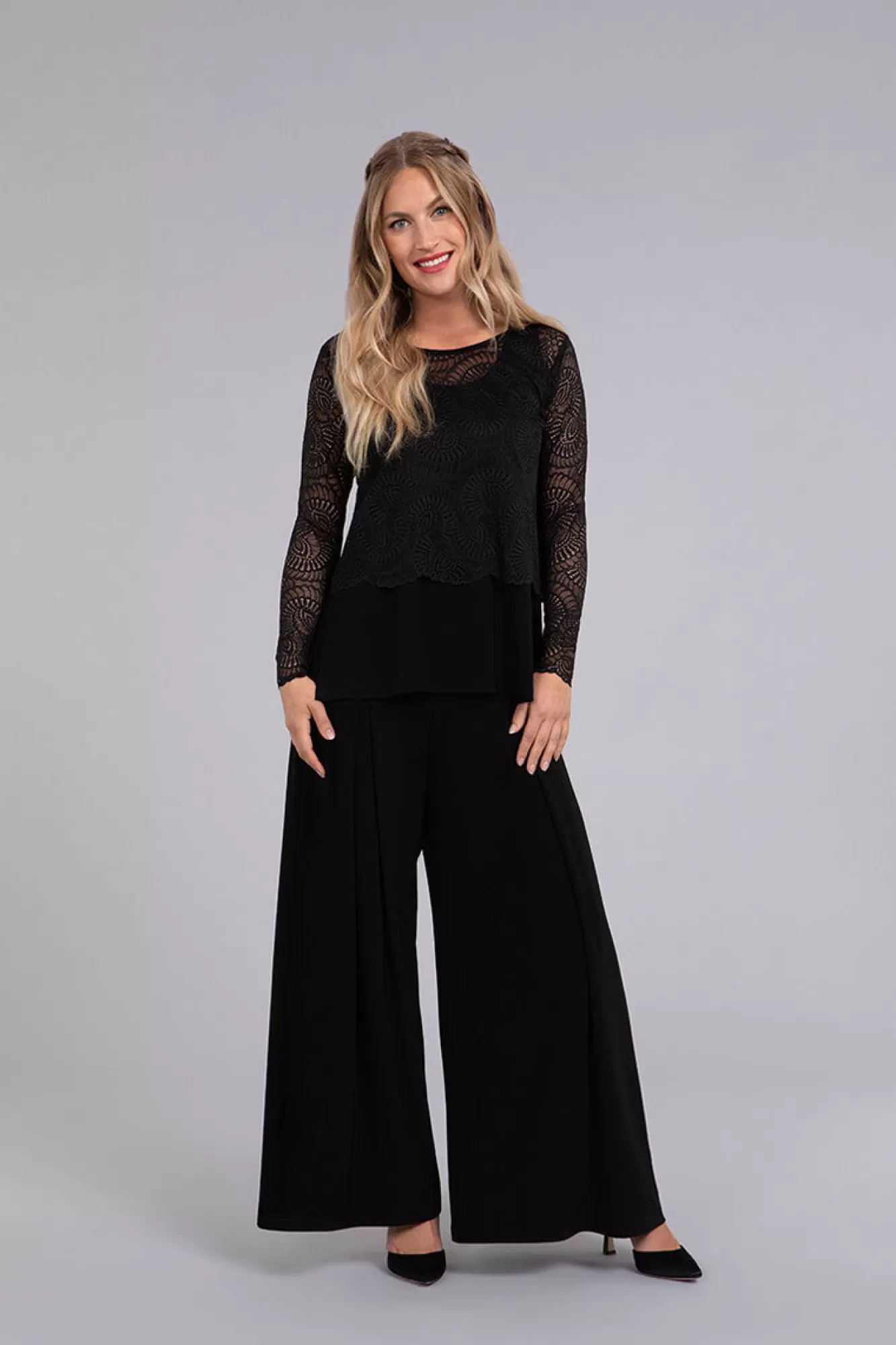 Store Sympli Wide Leg Pleated Trouser